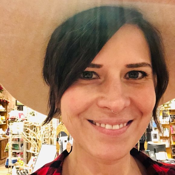 Meet your Posher, Jamie - Picture 1 of 1